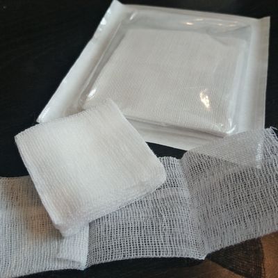 Medical Usage 5Pcs Square Gauze Swab for Wound Care and Cleaning
